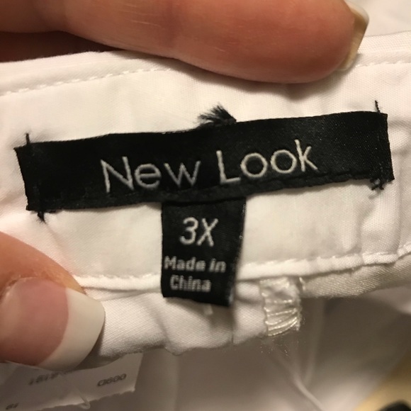 Ruched Button Front Top - Picture 4 of 4